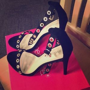 MARSHAYE HEELED SANDAL 4.5”